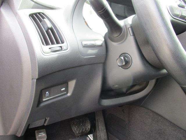 Infiniti Q50 Hybrid 2015 photo 11